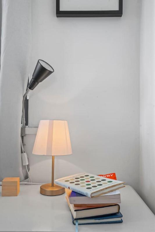 Chic and Stylish apartment - image 15