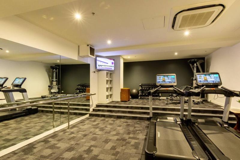 Elegance and heritage stay - CBD - image 15
