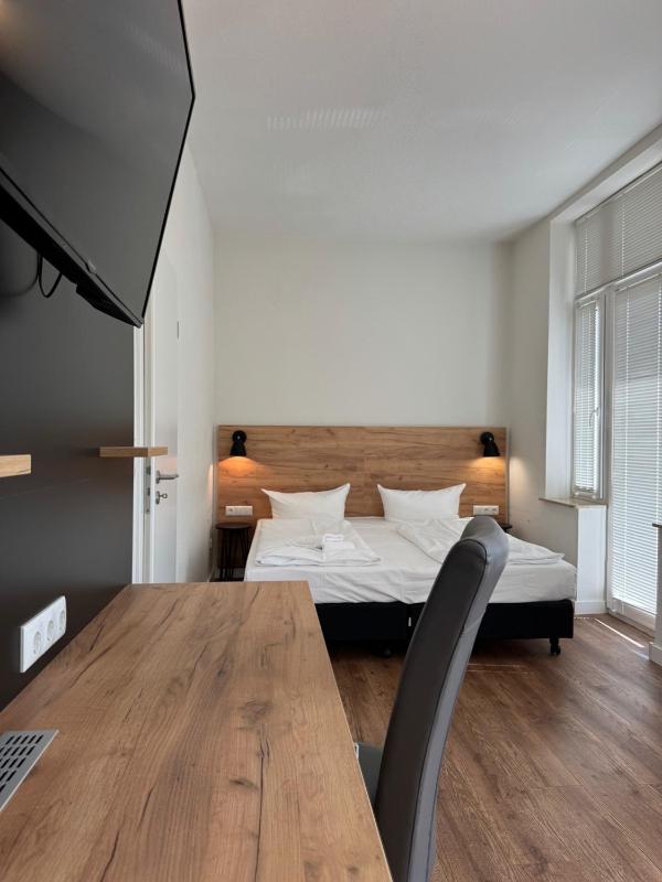 Double Room Junior image 3
