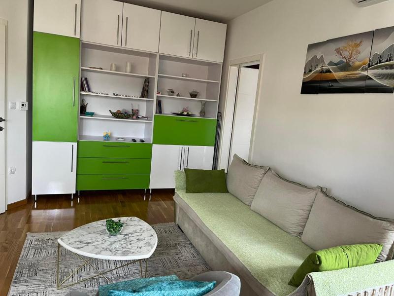 Apartment image 3