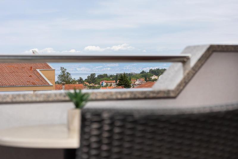 Two-Bedroom Apartment with Balcony and Sea View image 2