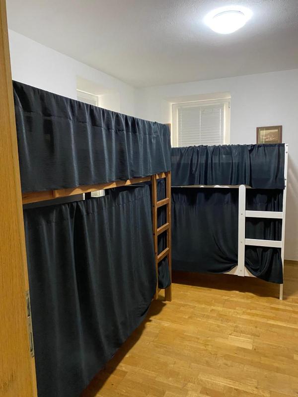 Bunk Bed in Mixed Dormitory Room image 3