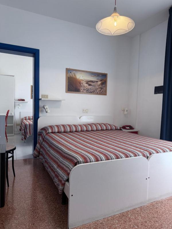 Comfort Quadruple Room image 2