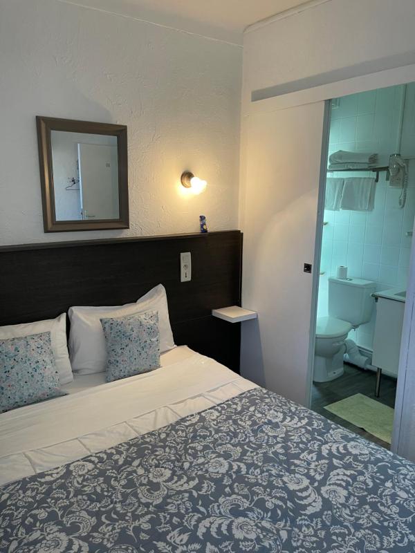 Hotel Clair Logis - image 22