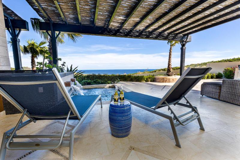 Luxury Copala 3 BR Pool Grill & Resort Privileges - image 1