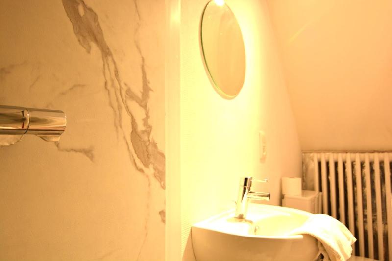 Wave Rider's Nook - image 10