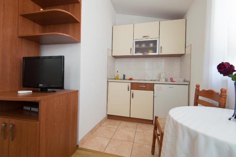 Comfort Studio with Balcony image 2