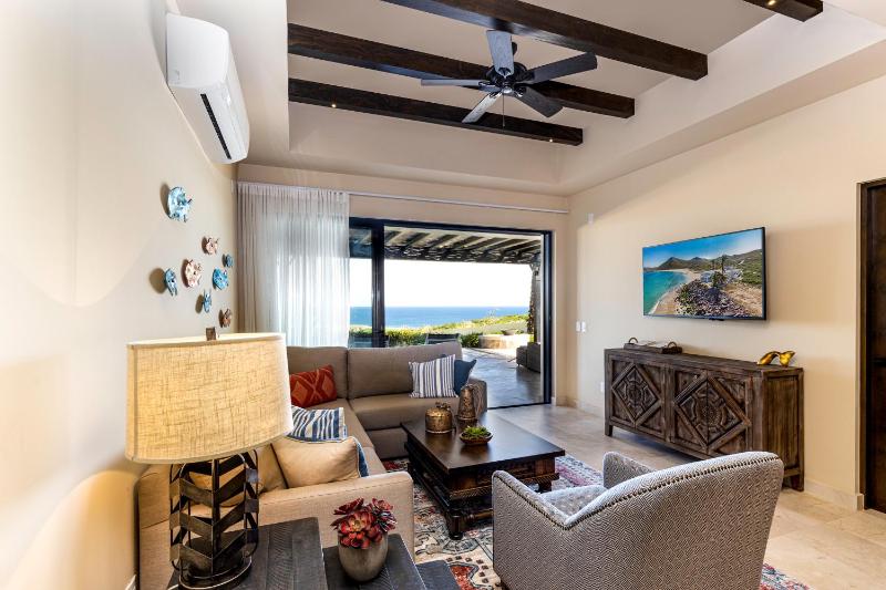 Luxury Copala 3 BR Pool Grill & Resort Privileges - image 6