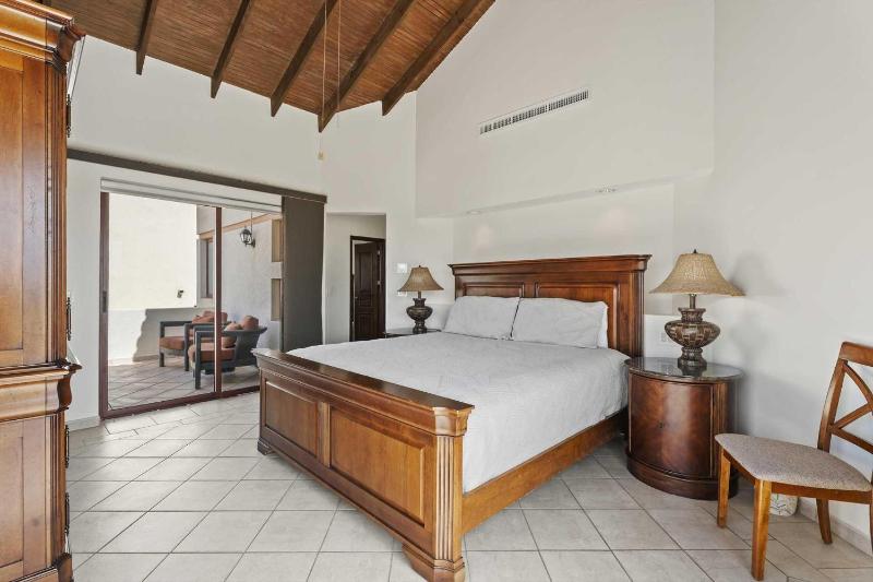 Private Villa with pool- Amazing Views 3BR- CB01 - image 10