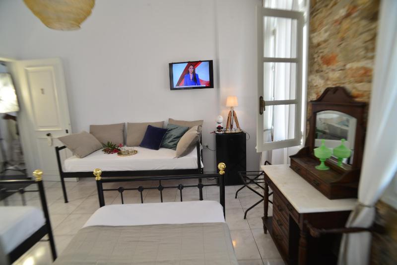 Triple Room image 1