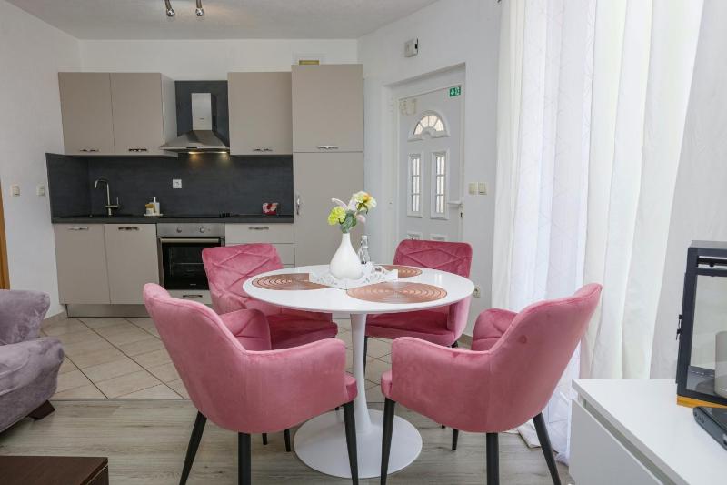 Apartments with parking space Vodice - 13973 - image 30