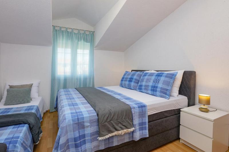 Apartments with parking space Vodice - 13973 - image 36