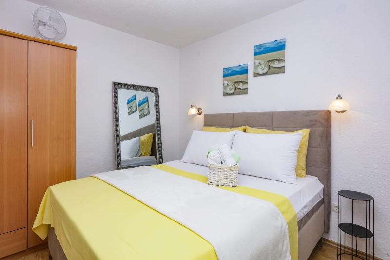 Apartments with parking space Vodice - 13973 - image 37