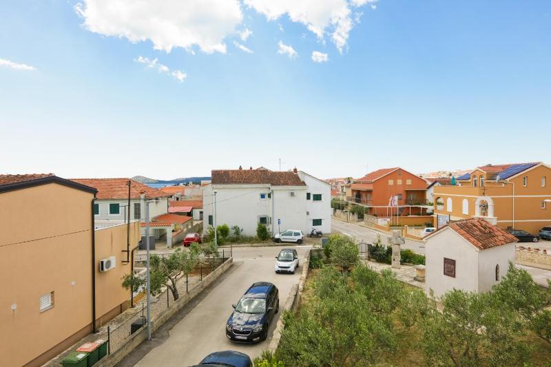 Two-Bedroom Apartment with Terrace image 3