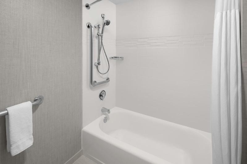 Two-Bedroom Suite image 3