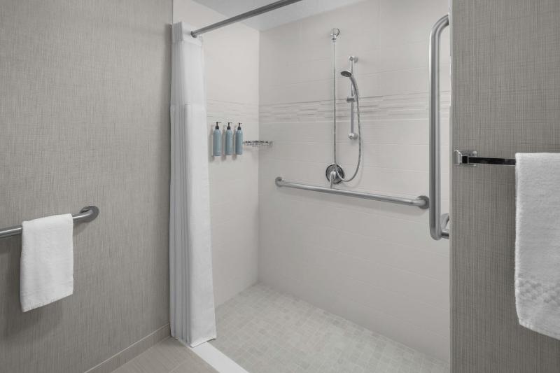 Two-Bedroom Suite image 2