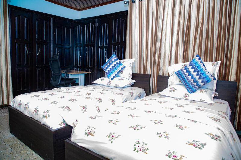 Holy Trinity Guest House - image 11
