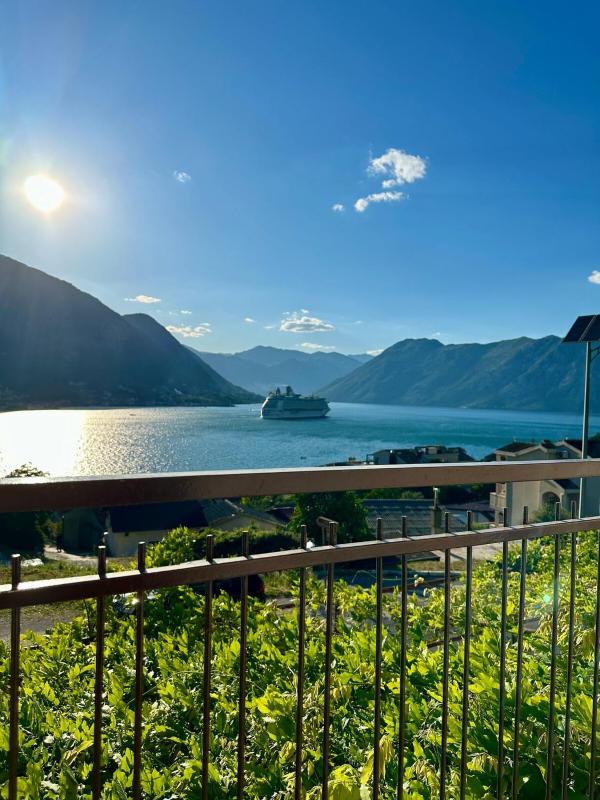 Stunning Sea View - Brand New Apartments - image 10