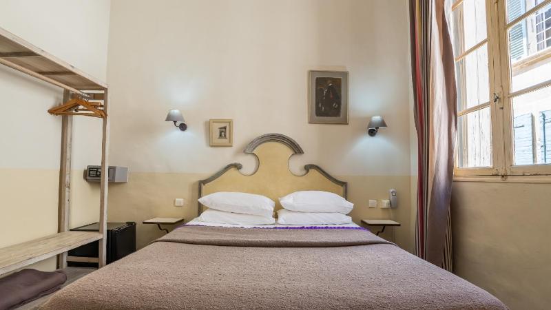 Standard Double Room image 1