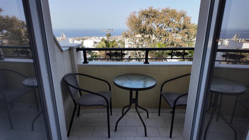 Single Room with partial Sea View image 2