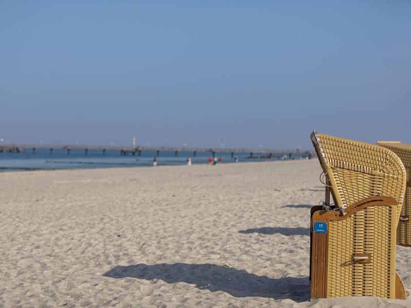 5-Sterne Apartment Strandflieder mit einem traumhaften Boddenblick - image 9
