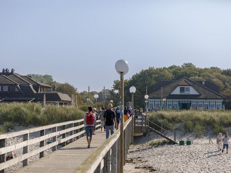 5-Sterne Apartment Strandflieder mit einem traumhaften Boddenblick - image 17