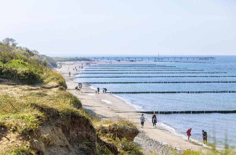 5-Sterne Apartment Strandflieder mit einem traumhaften Boddenblick - image 14