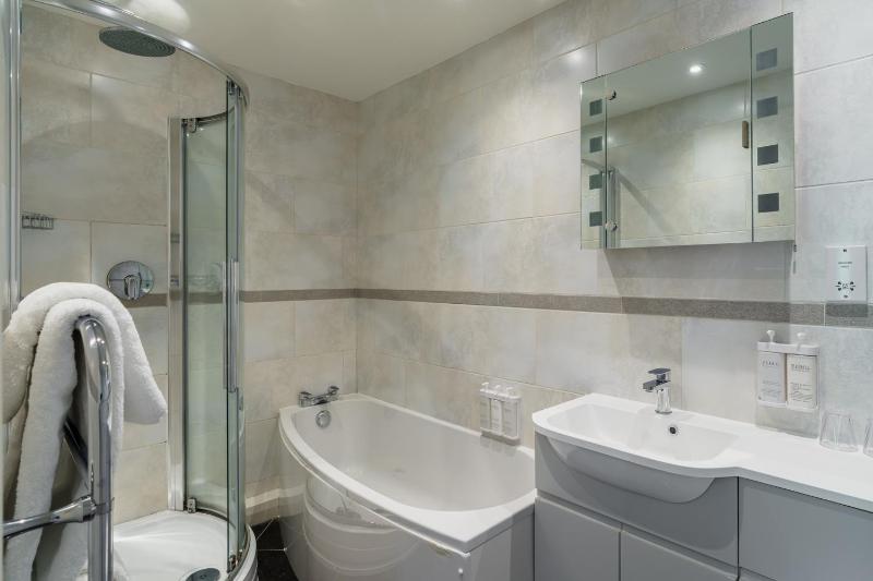 Leathes Head Country House - image 40