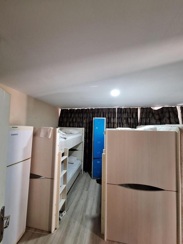 Bed in 8-Bed Mixed Dormitory Room image 2
