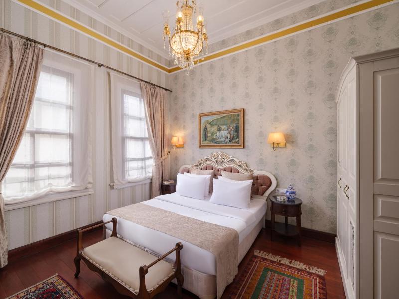 Superior Double Room image 1