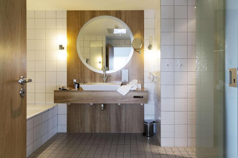 Junior Suite image 2