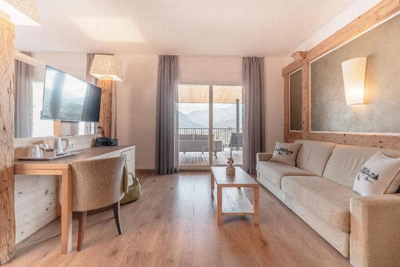 Suite image 4