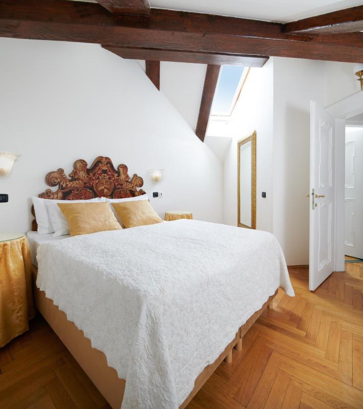 Duplex Suite (2 Adults) image 3