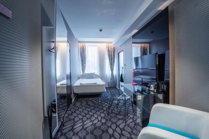 Single Room image 1