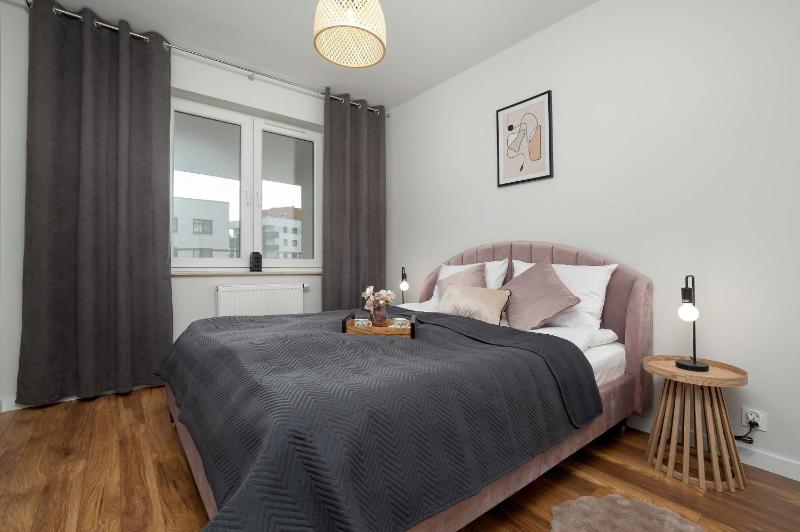 Velvet Apartment with Balcony in Rzeszów by Noclegi Renters - image 16