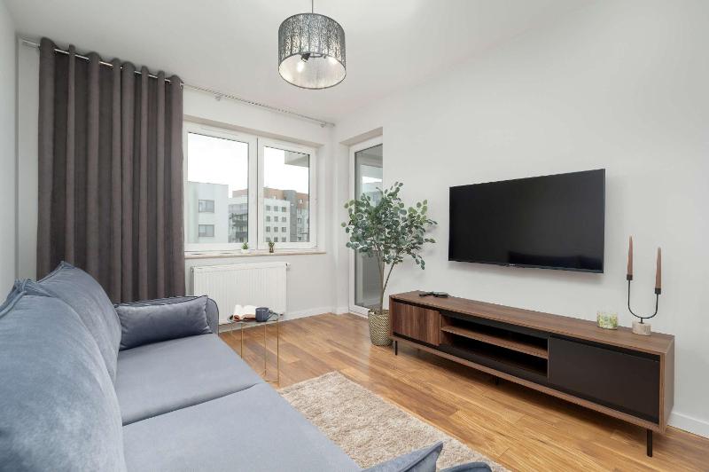 Velvet Apartment with Balcony in Rzeszów by Noclegi Renters - image 10