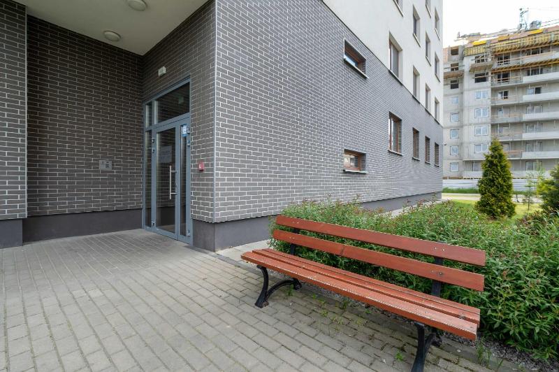Velvet Apartment with Balcony in Rzeszów by Noclegi Renters - image 3