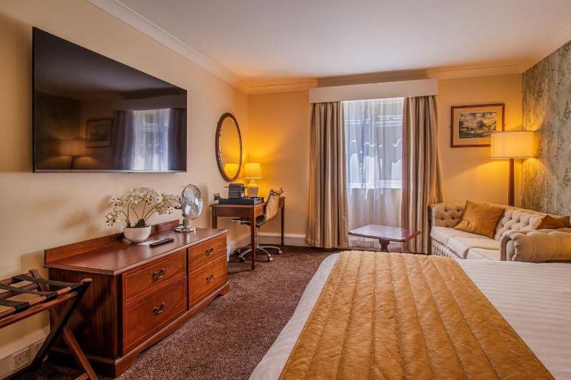 Superior Double Room image 1