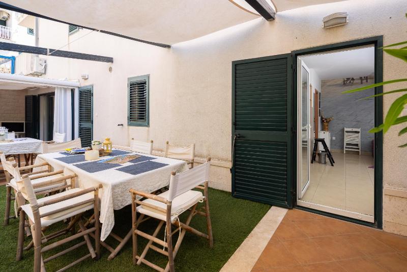 Maki Exclusive Apartments - image 38
