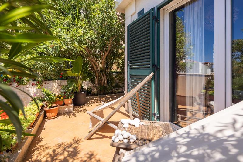 Maki Exclusive Apartments - image 12
