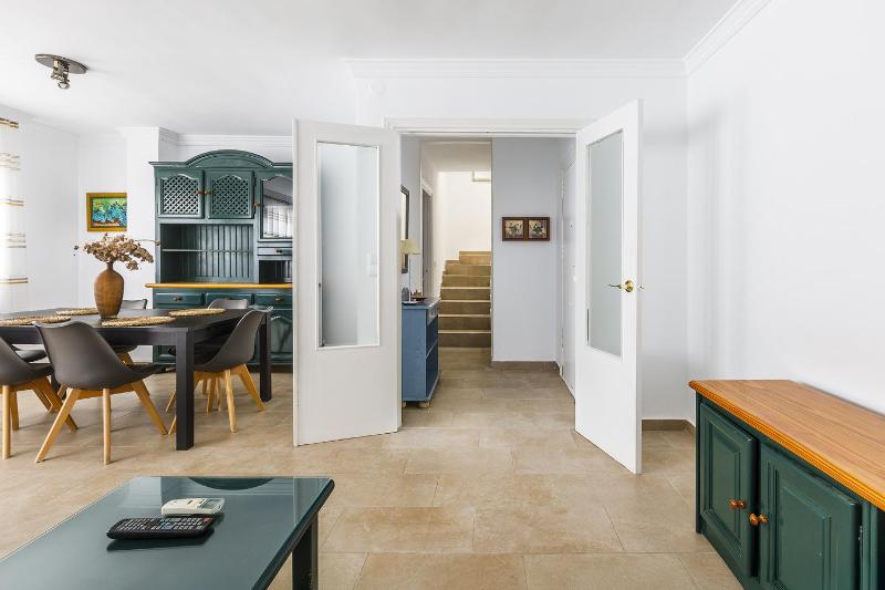 A&N Central Beach Walk Family Apartment with Terraza - image 9