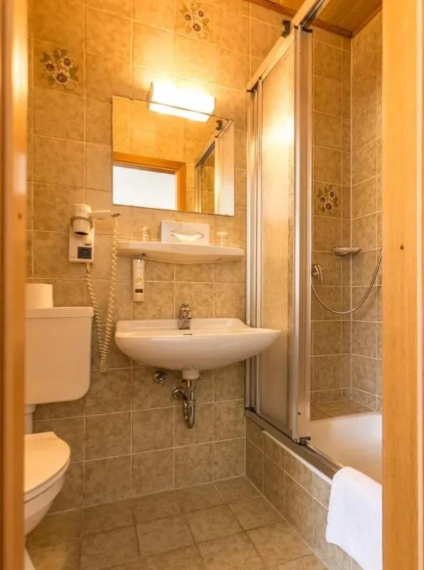 Standard Single Room image 1