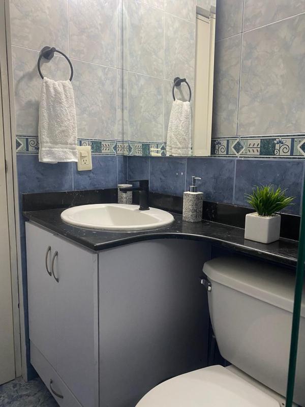 Apartamento renovado parque La Floresta reserva minimo de 21 dias - image 15