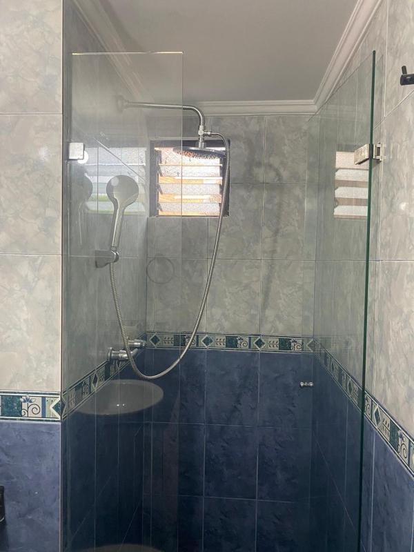 Apartamento renovado parque La Floresta reserva minimo de 21 dias - image 11