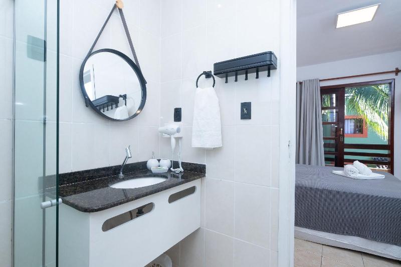 Stay in Style: Central Pipa Townhouse with Ocean View - image 5