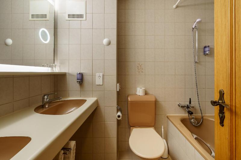 Triple Room with Balcony or Ground Floor Terrace image 2