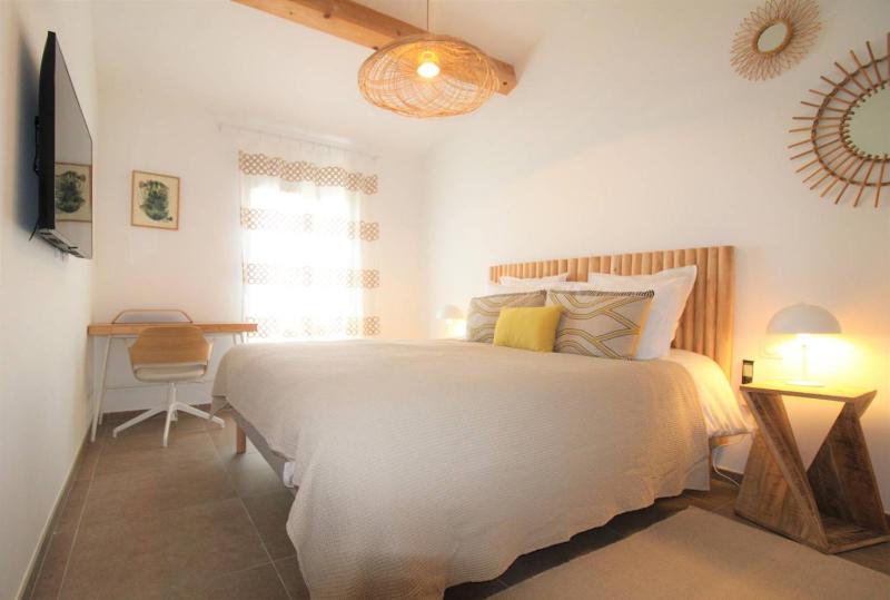 A Grimaud dans le Golfe de St Tropez - Villa avec piscine privative plage à pied - image 24