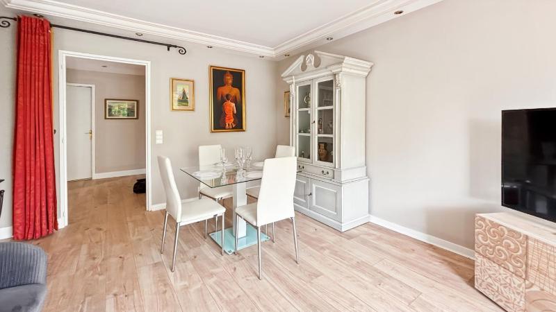 Comfortable and fully equiped two bedroom apartment - image 4