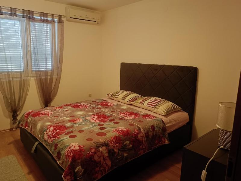 Apartment with Terrace image 3