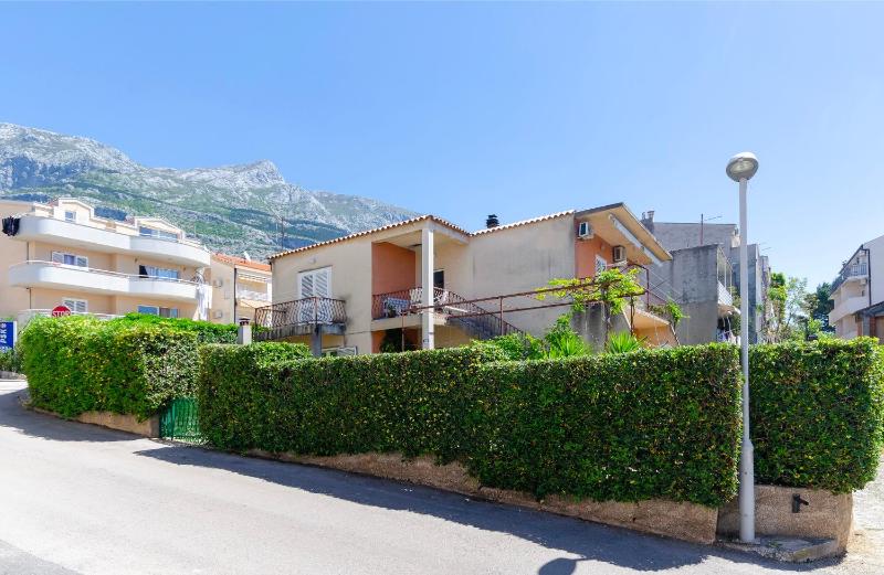 Apartments Katica - image 16
